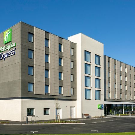 Holiday Inn Express Bridgwater M5, Jct24 By Ihg Exterior photo
